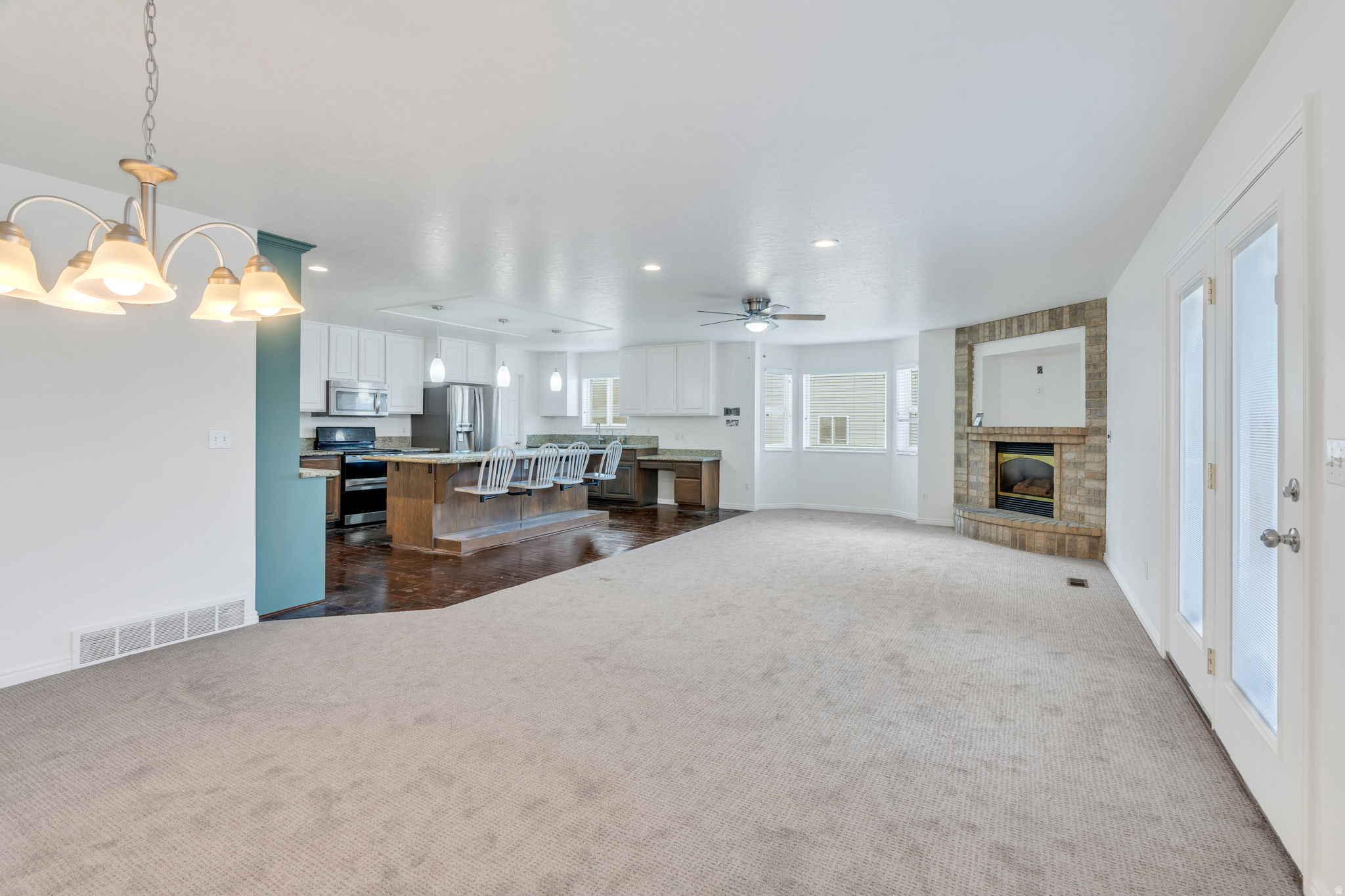 GREEN VALLEY - Residential Income