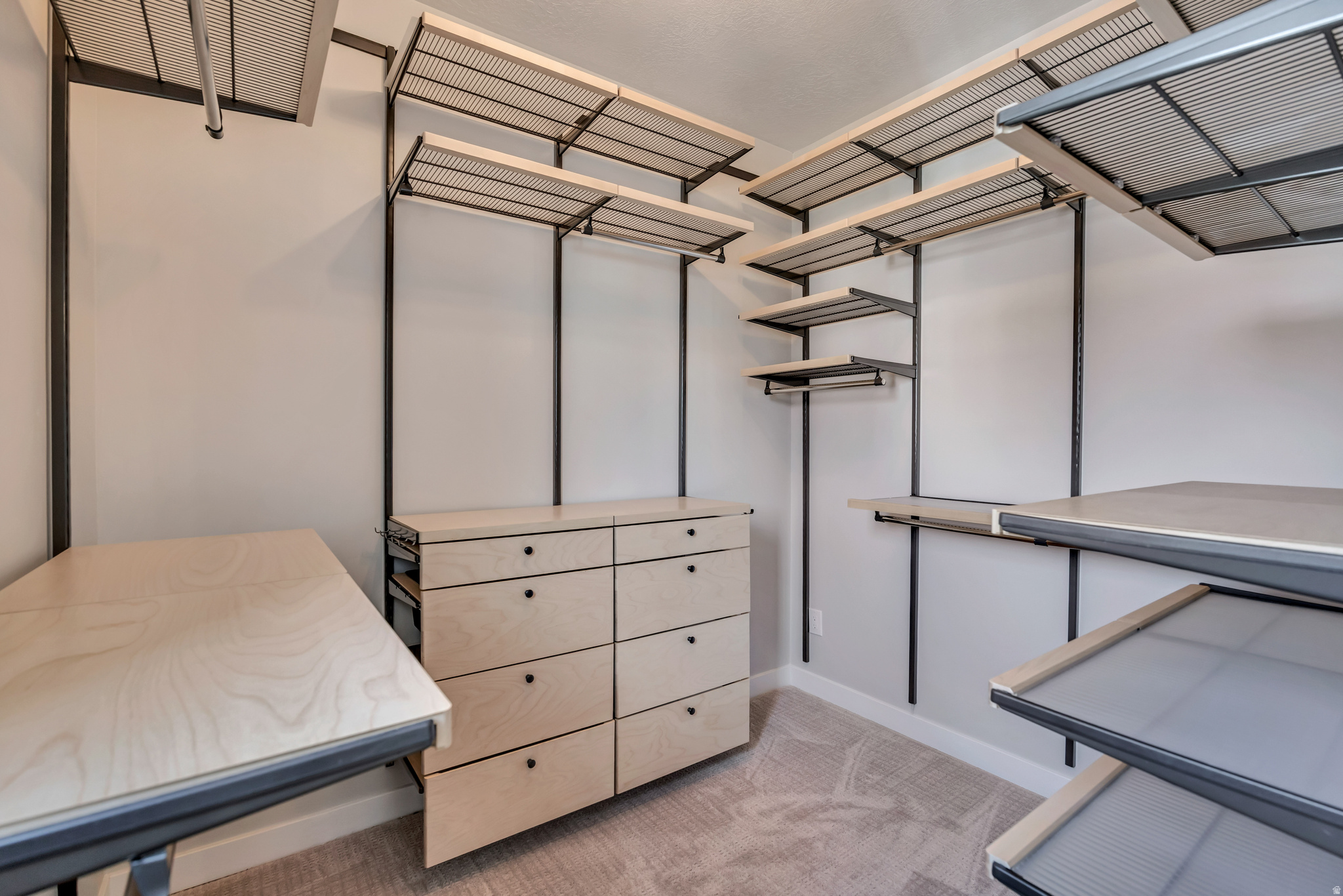 DAYBREAK - Residential