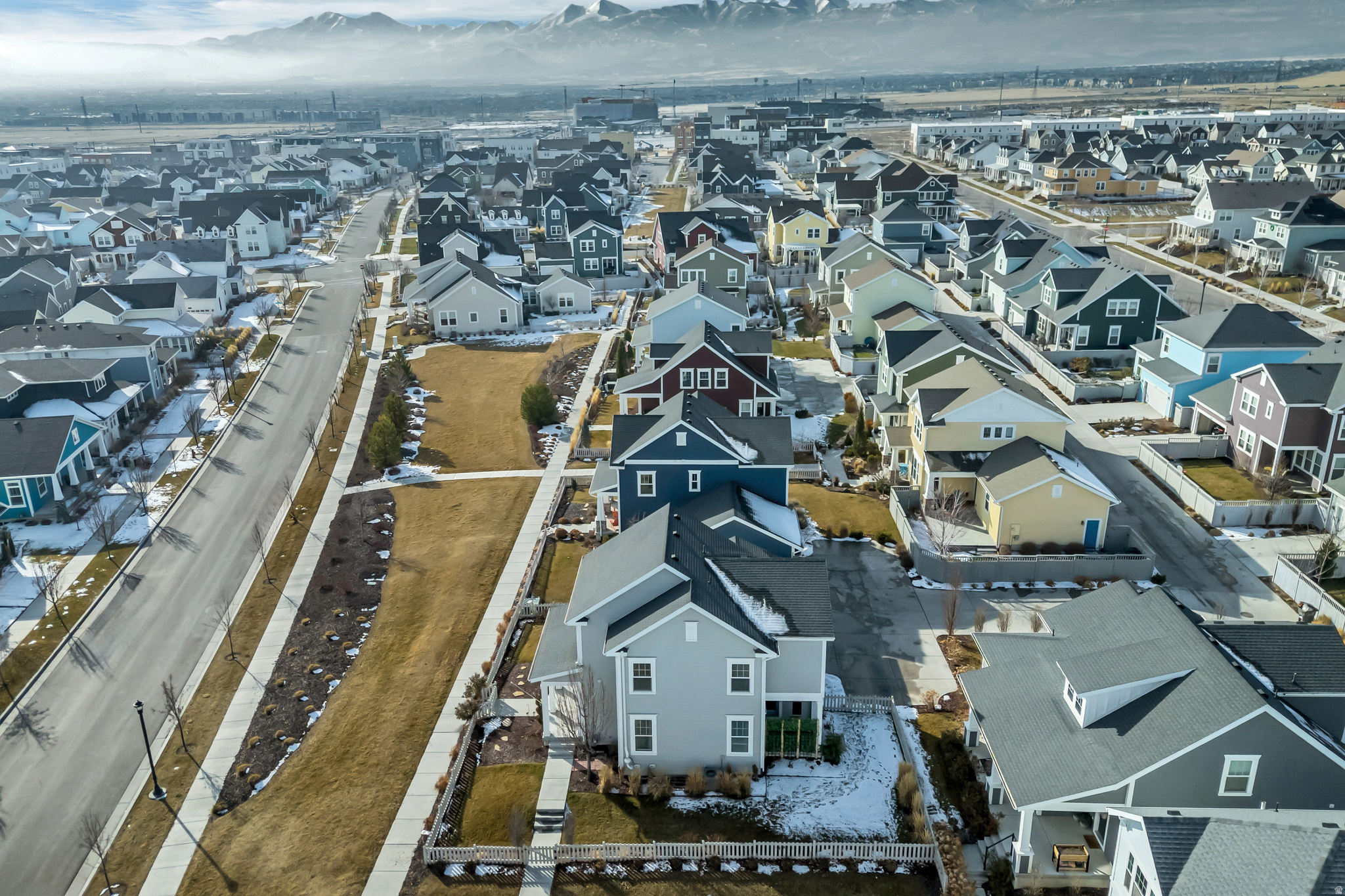 DAYBREAK - Residential