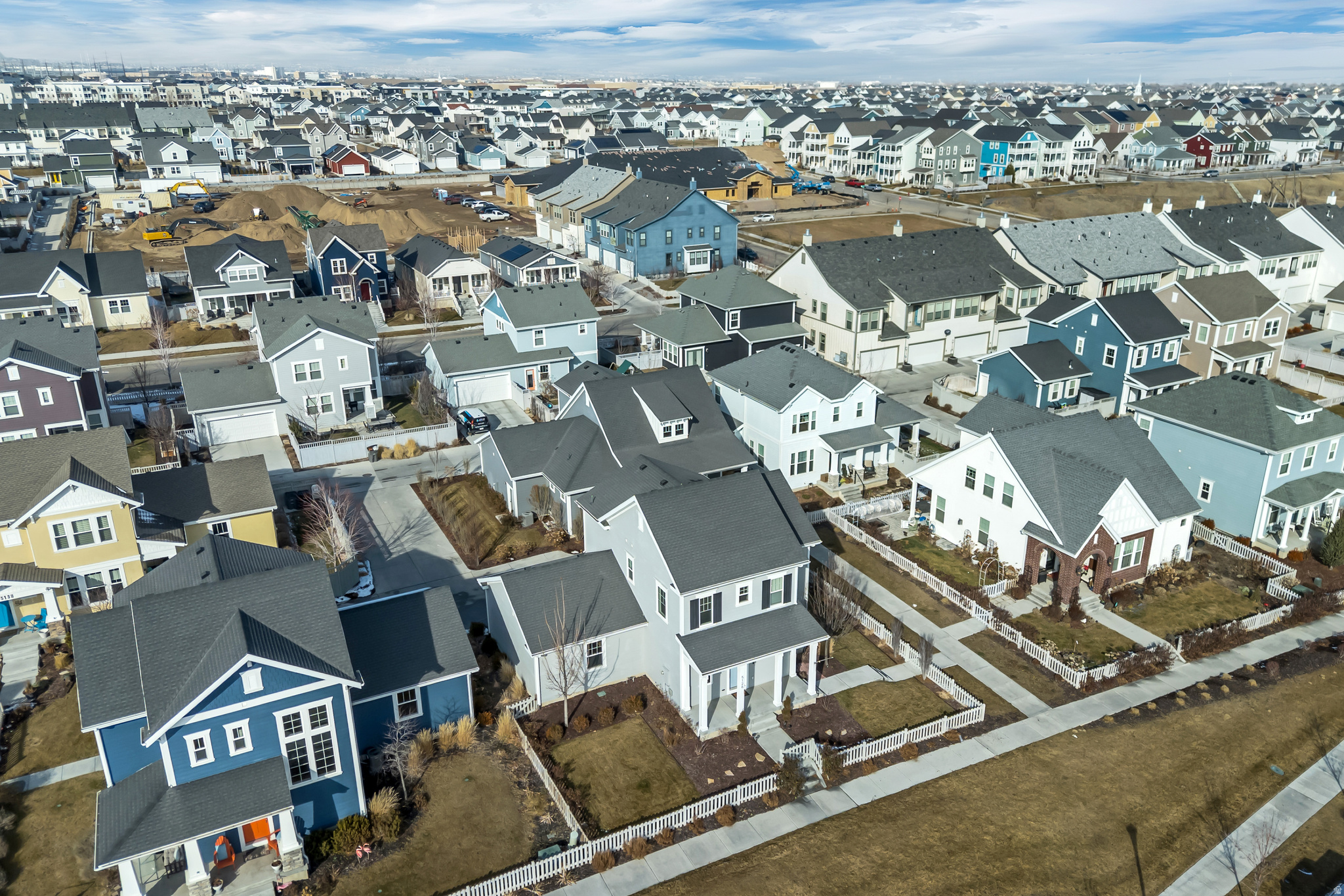 DAYBREAK - Residential