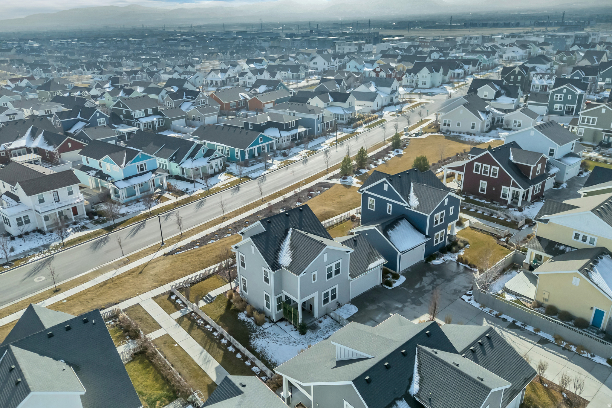 DAYBREAK - Residential