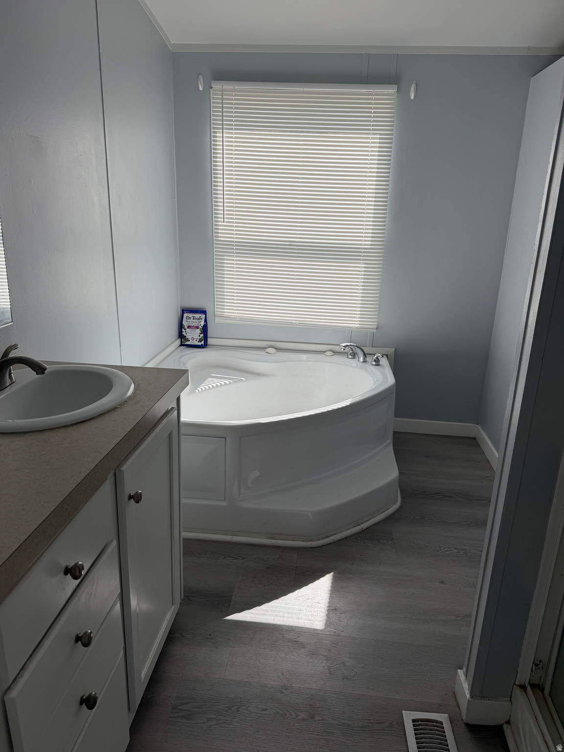 MOUNTAIN VIEW MHC - Residential