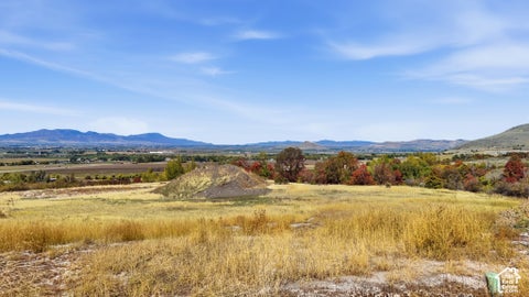 Photo of 697 CHERRY PKWY #14, Richmond, UT 84333 (MLS # 2189080)