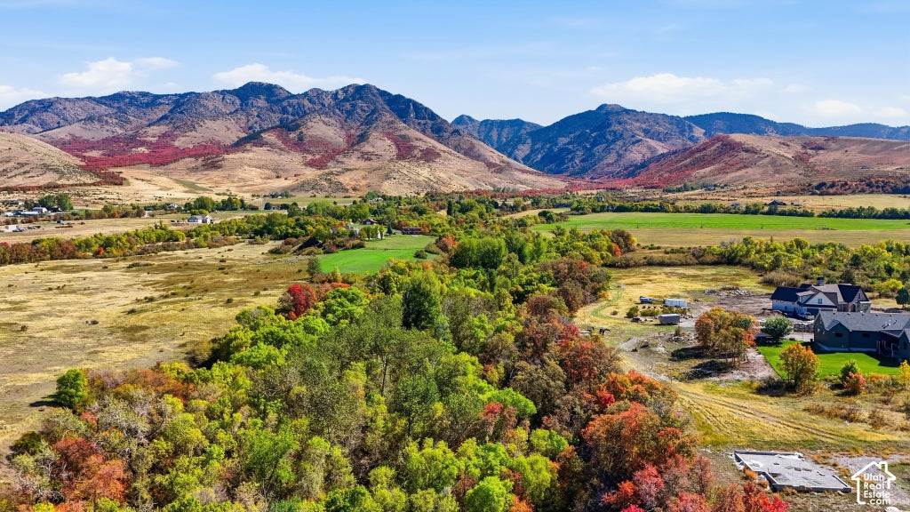 Photo of 697 CHERRY PKWY #14, Richmond, UT 84333 (MLS # 2189080)