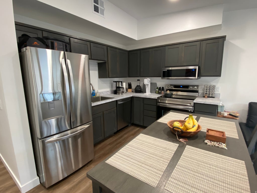 Photo of 443 KANE BLVD #B302, Moab, UT 84532 (MLS # 2186077)