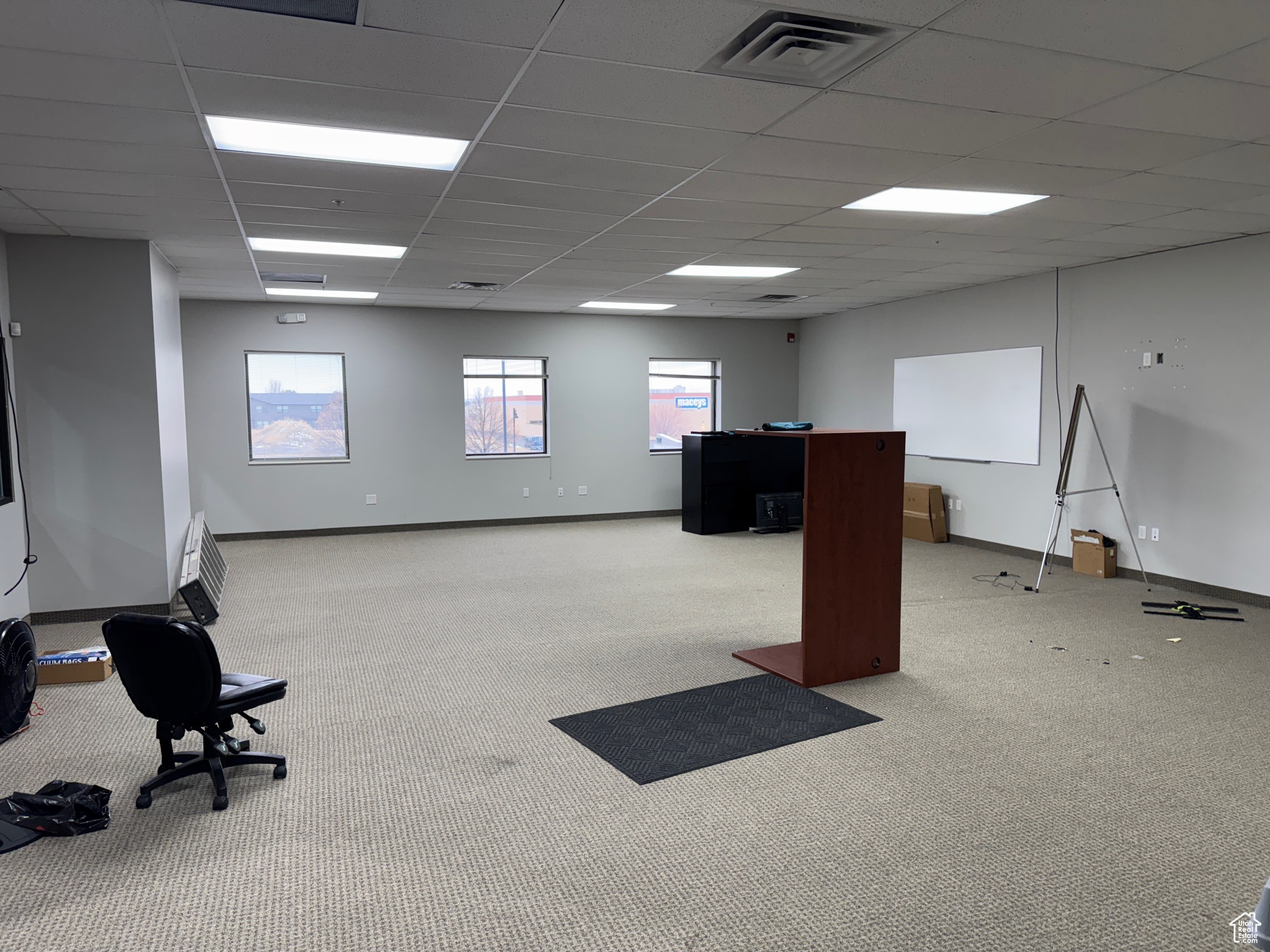 SPRING CREEK VILLAGE SUBD - Commercial Lease