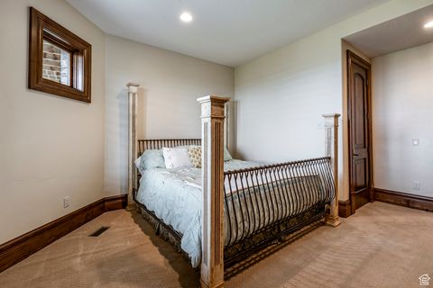 Tiny photo for 3409 E SEVEN SPRINGS DR S, Sandy, UT 84092 (MLS # 2108931)