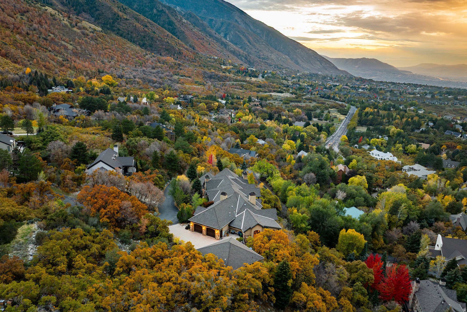 SEVEN SPRINGS - Residential