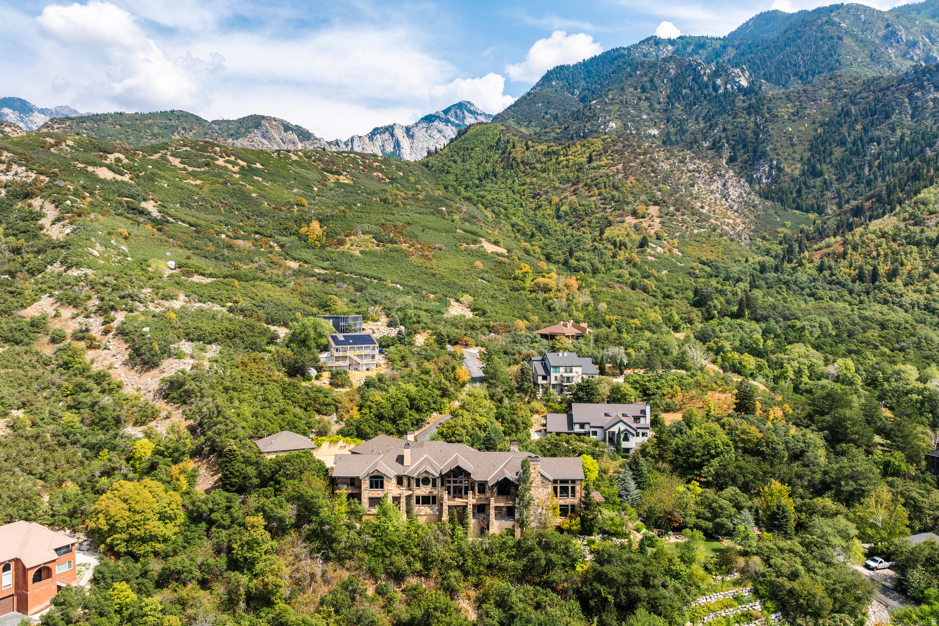 SEVEN SPRINGS - Residential