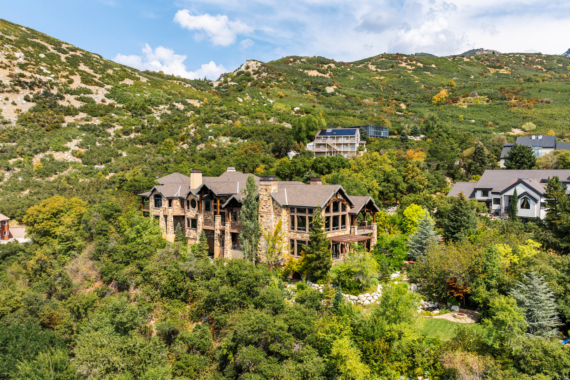 SEVEN SPRINGS - Residential