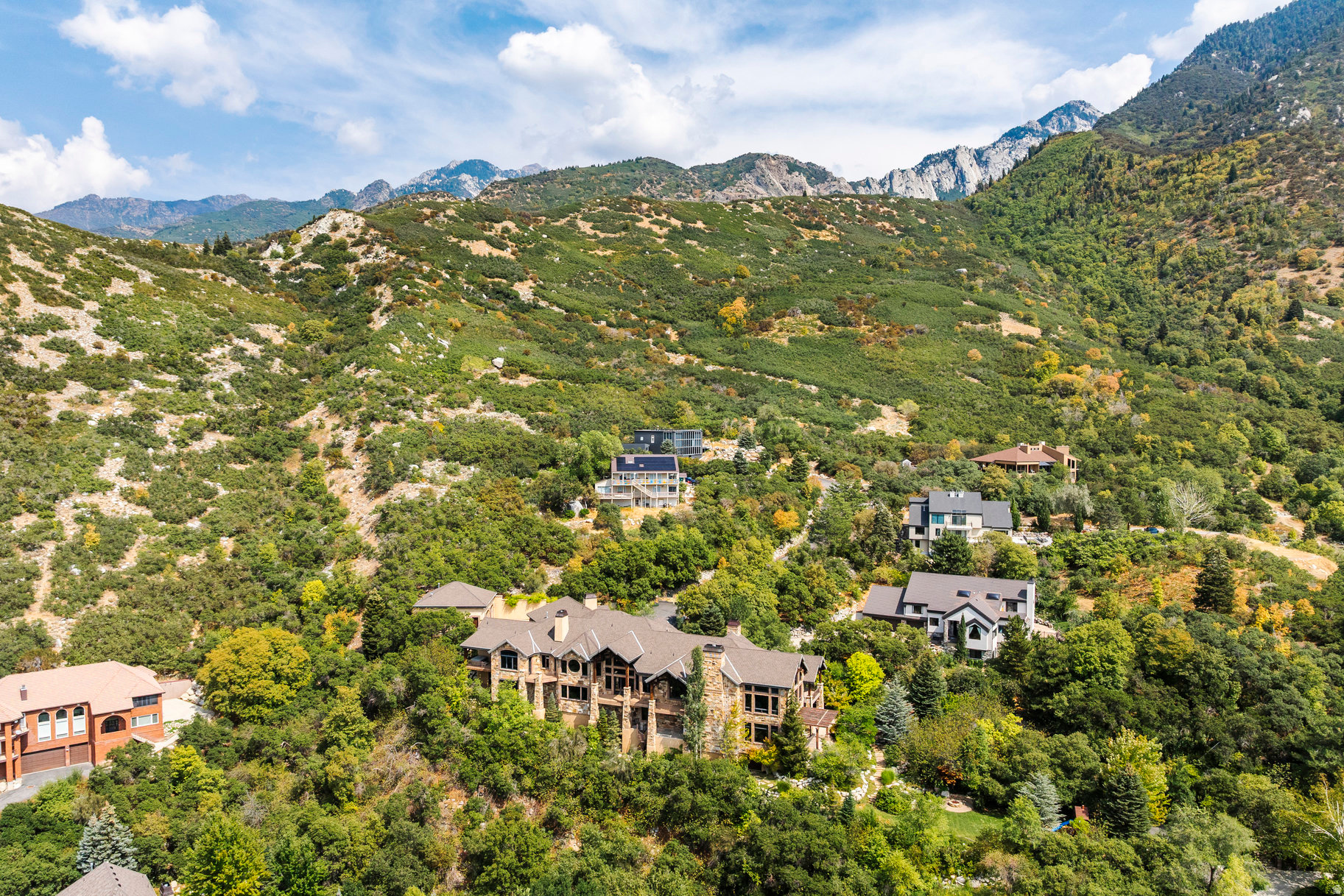 SEVEN SPRINGS - Residential