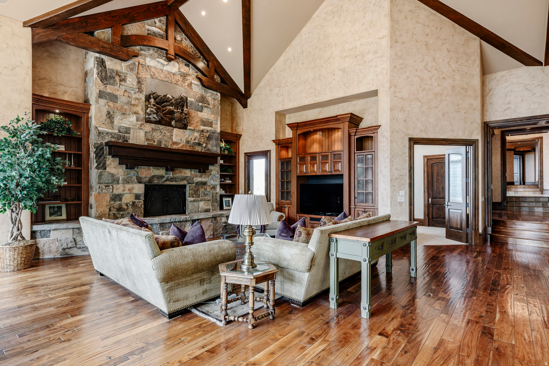 SEVEN SPRINGS - Residential