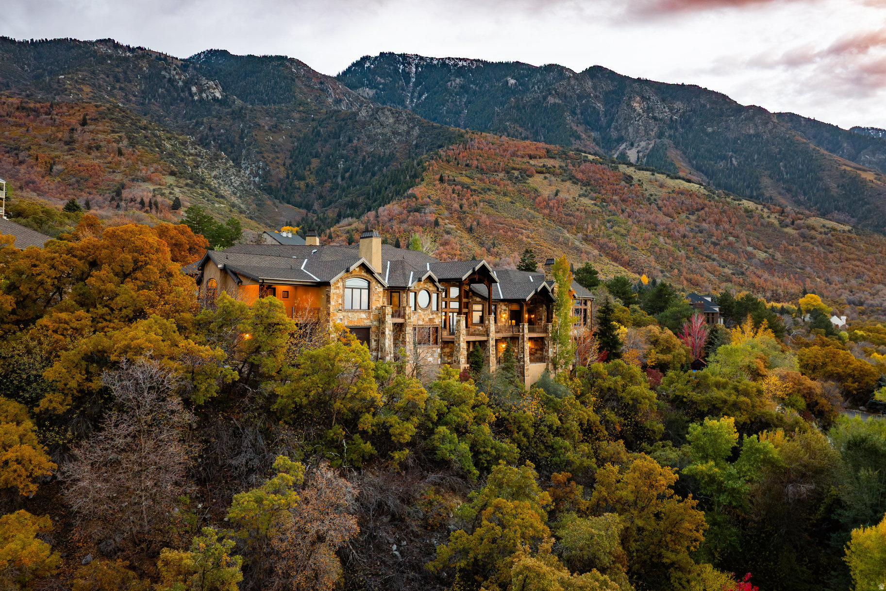 SEVEN SPRINGS - Residential