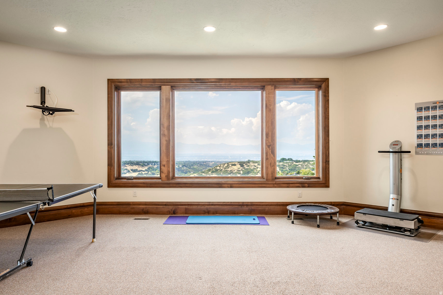 SEVEN SPRINGS - Residential