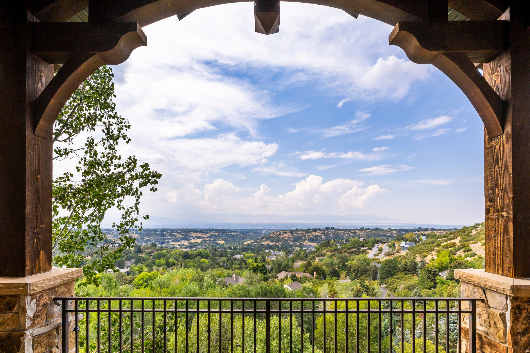 SEVEN SPRINGS - Residential