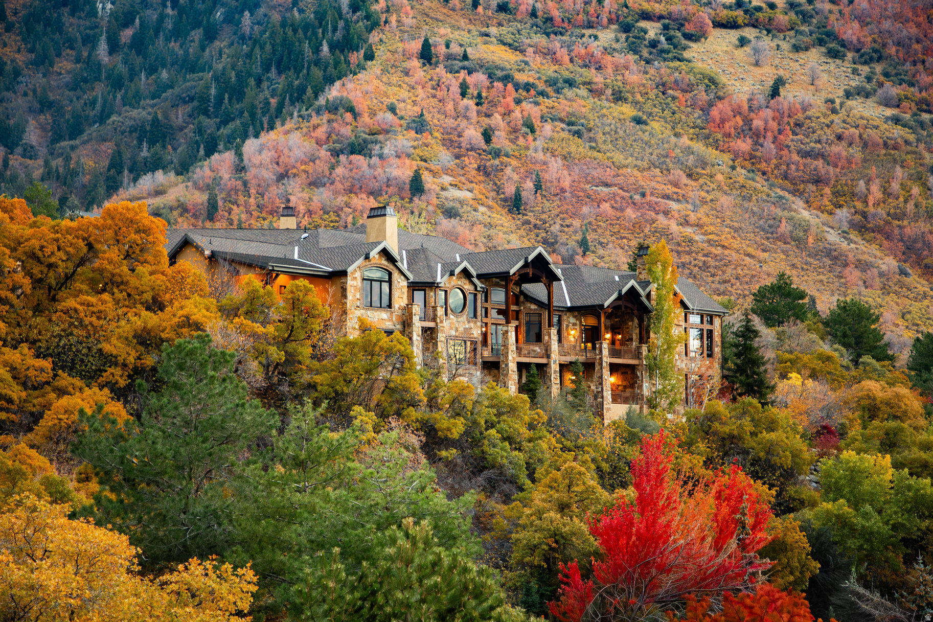 SEVEN SPRINGS - Residential