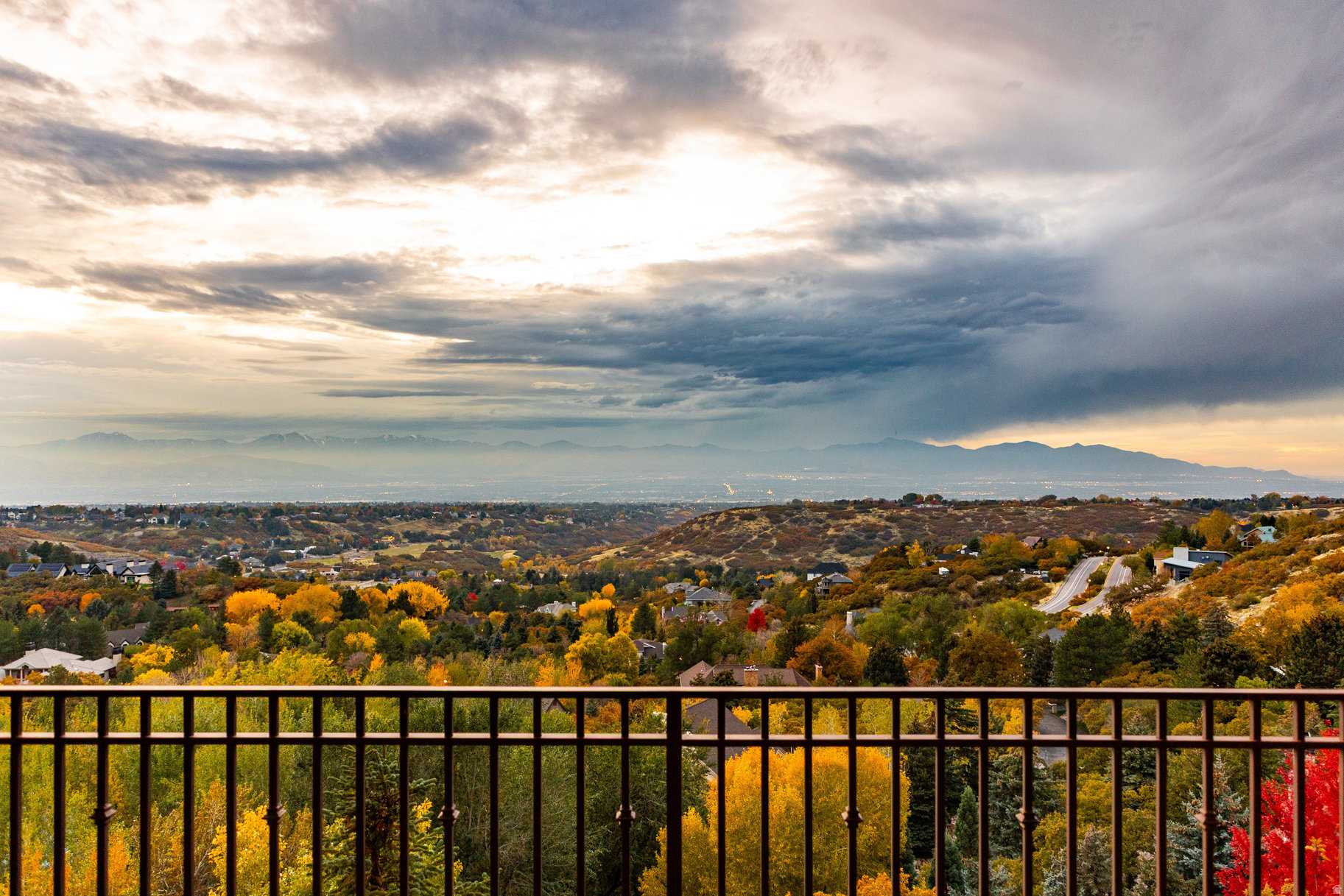 SEVEN SPRINGS - Residential