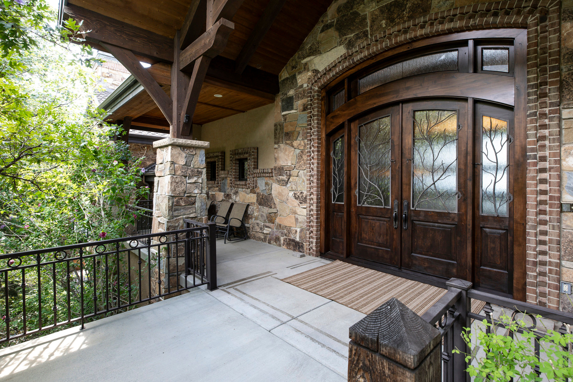 SEVEN SPRINGS - Residential