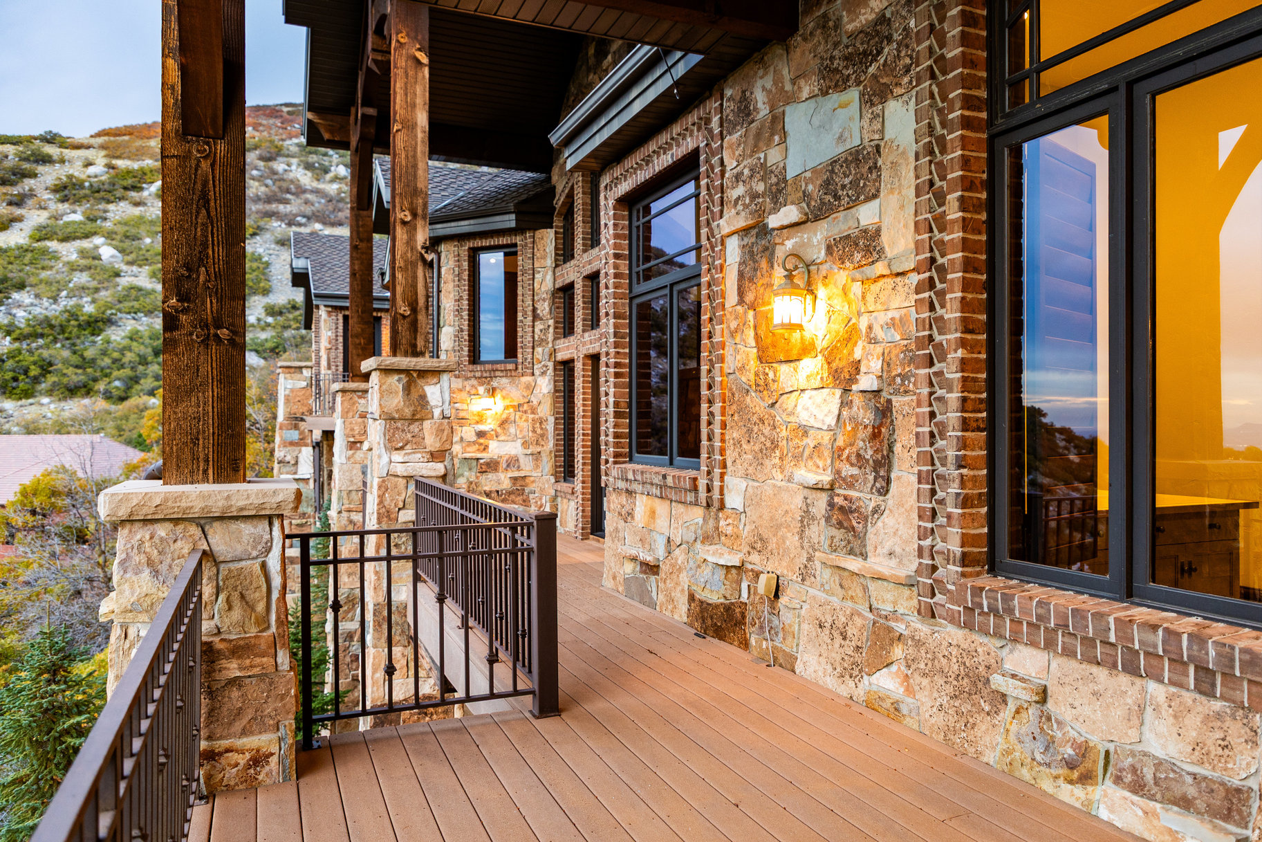 SEVEN SPRINGS - Residential