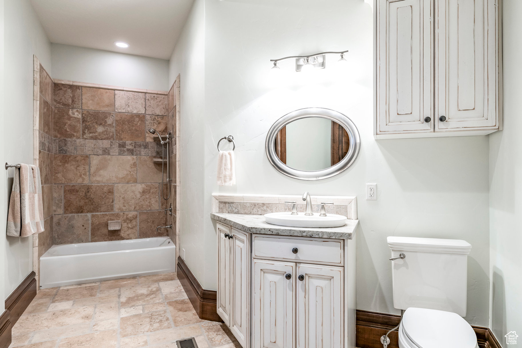 SEVEN SPRINGS - Residential