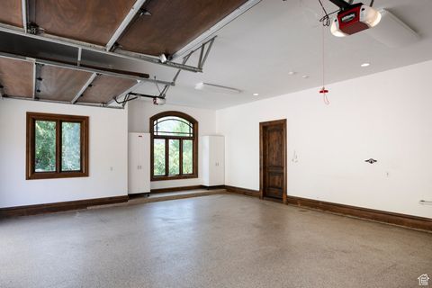 Tiny photo for 3409 E SEVEN SPRINGS DR S, Sandy, UT 84092 (MLS # 2108931)