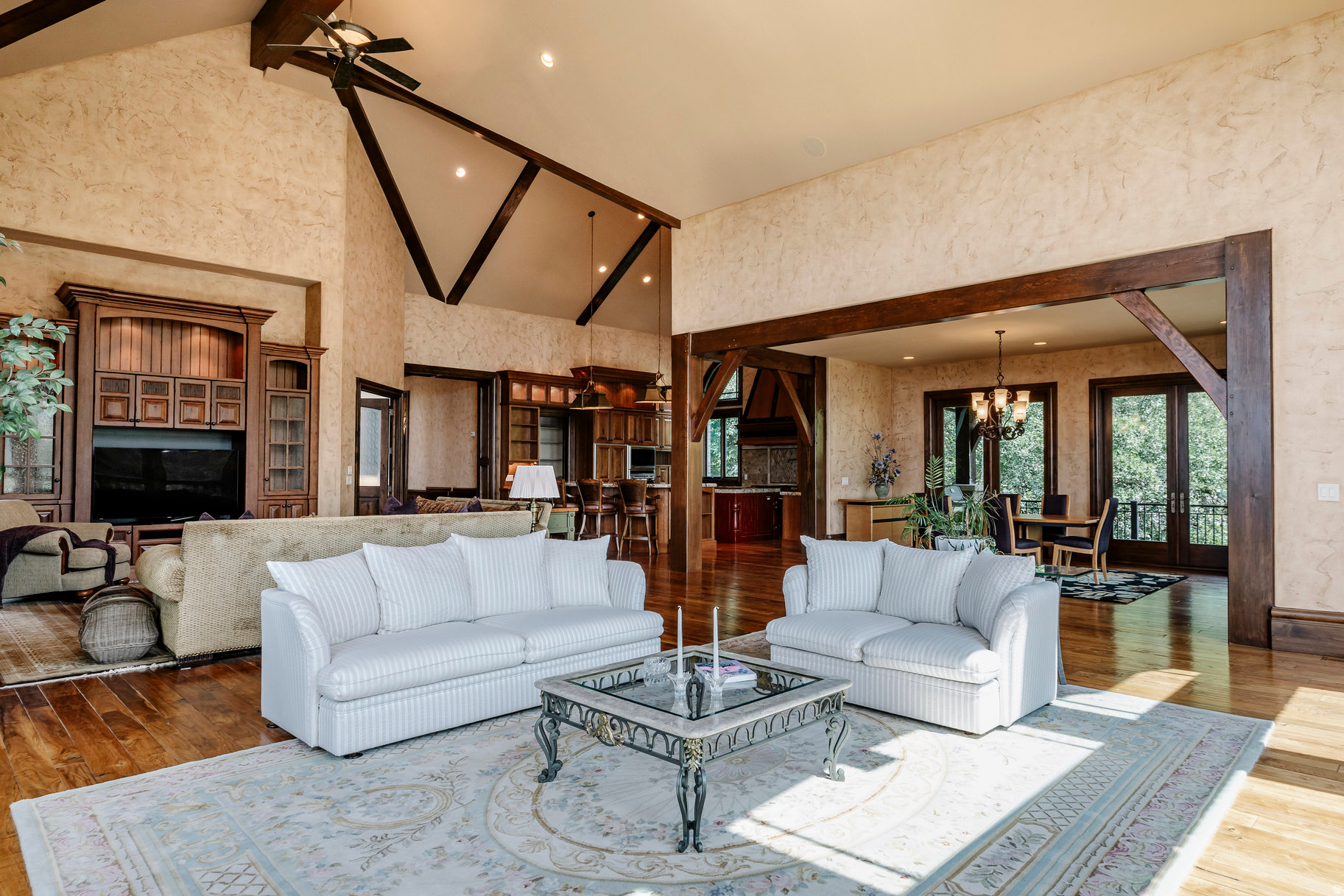 SEVEN SPRINGS - Residential