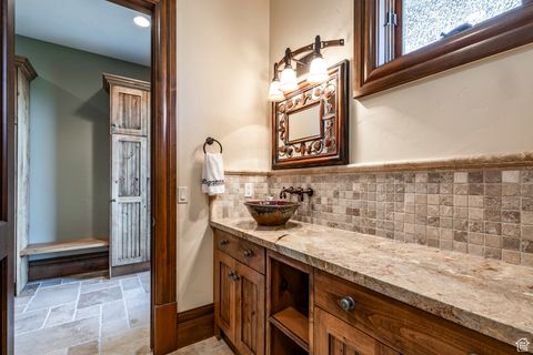 Tiny photo for 3409 E SEVEN SPRINGS DR S, Sandy, UT 84092 (MLS # 2108931)