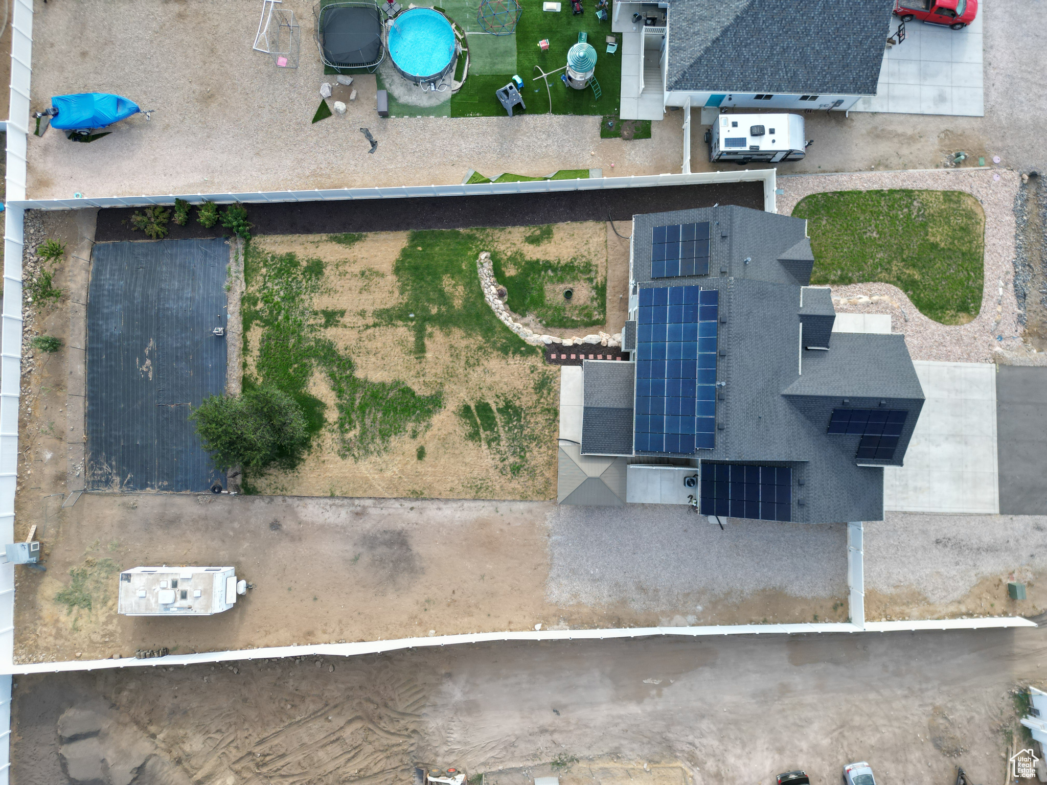 ANNIES LANDING - Residential