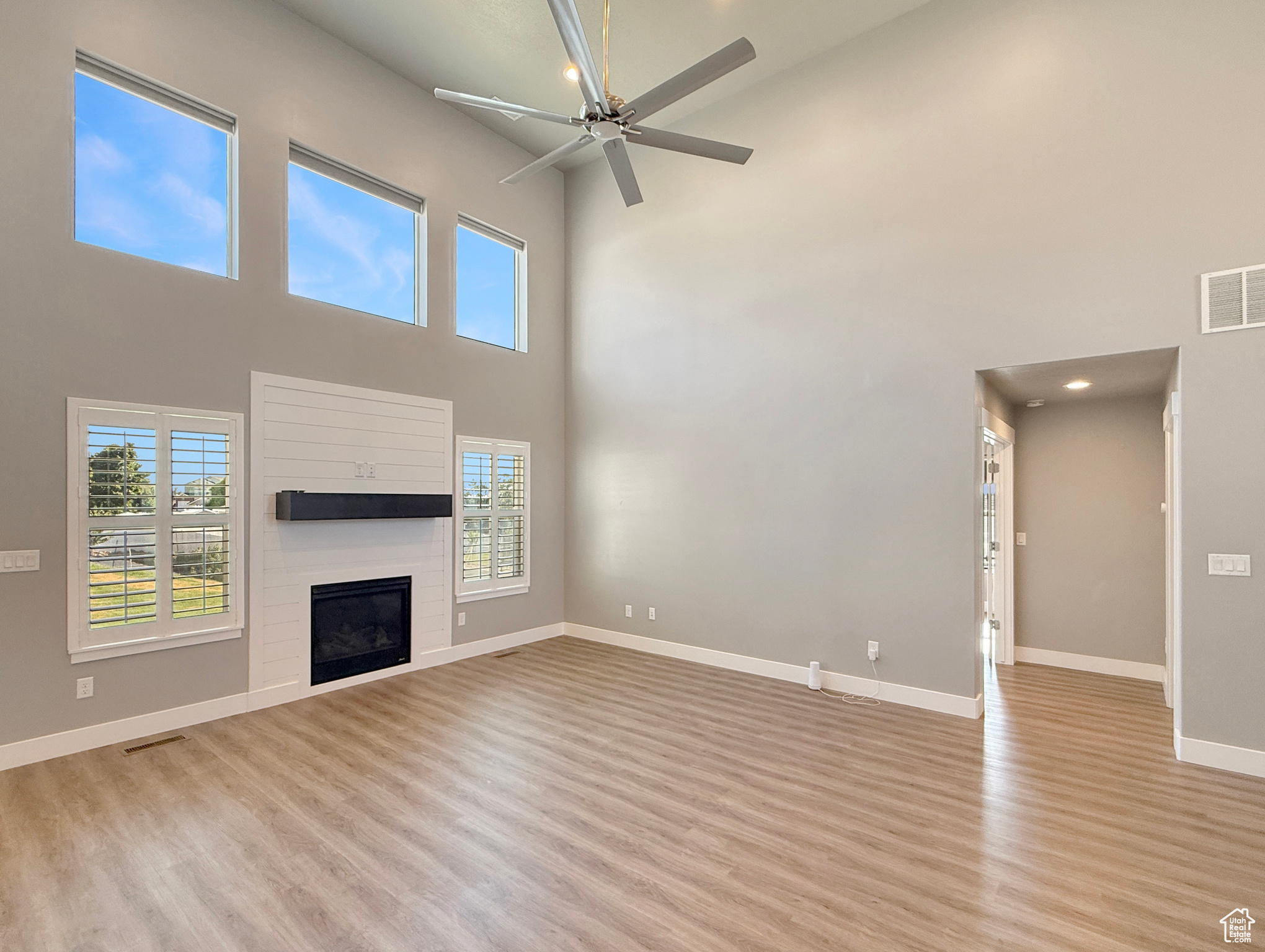 ANNIES LANDING - Residential