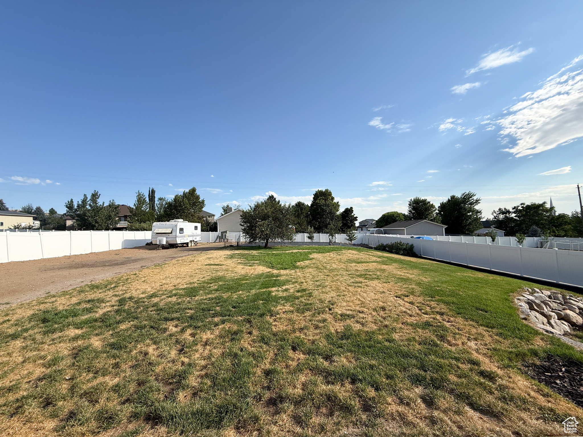ANNIES LANDING - Residential