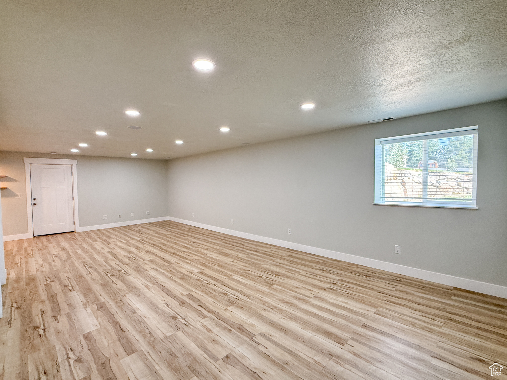 ANNIES LANDING - Residential