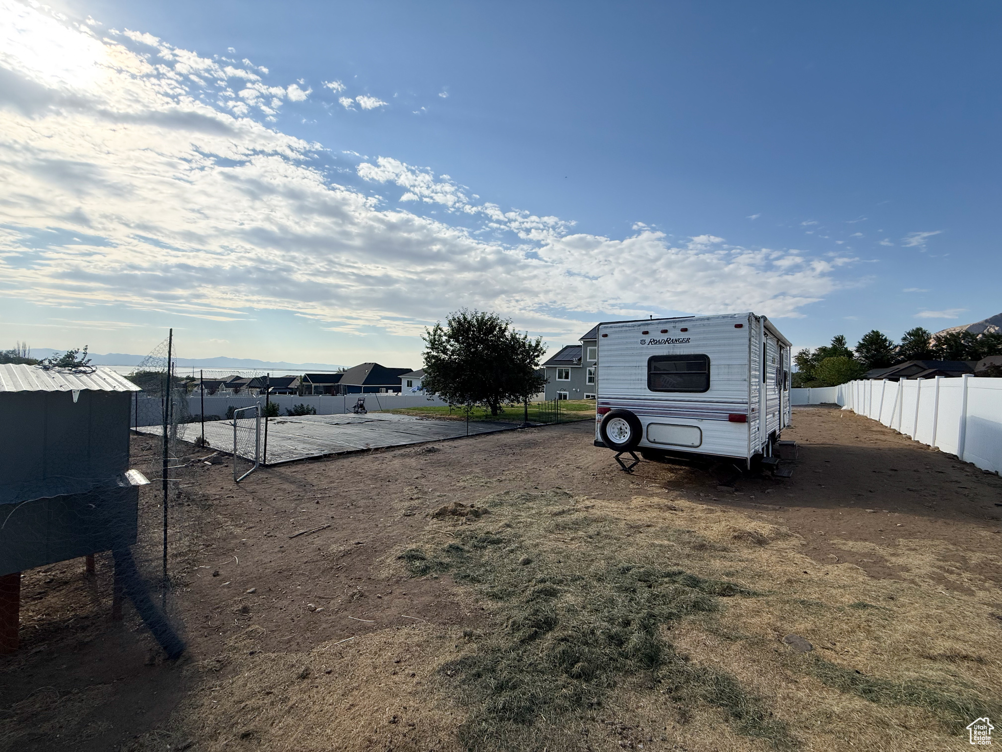 ANNIES LANDING - Residential