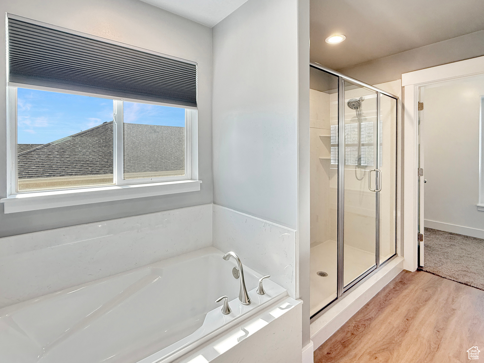 ANNIES LANDING - Residential