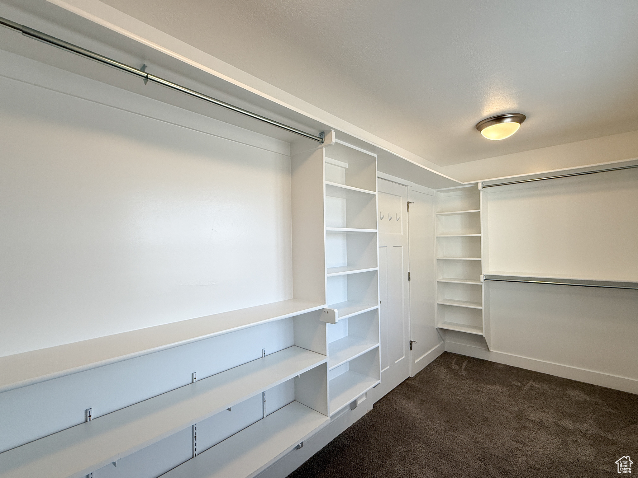 ANNIES LANDING - Residential