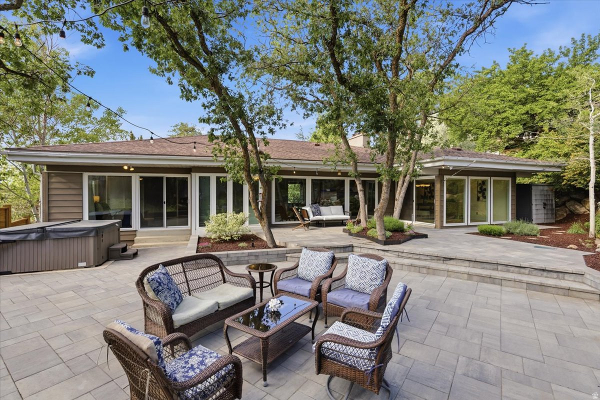 OAKCLIFF PARK - Residential