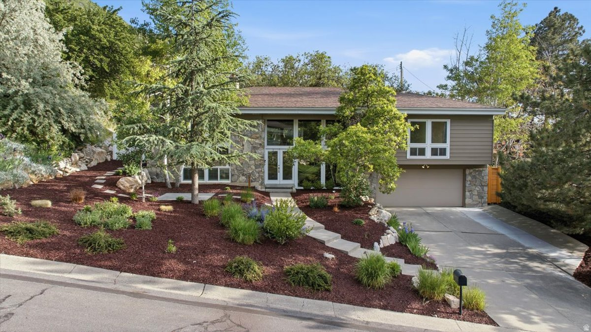 OAKCLIFF PARK - Residential