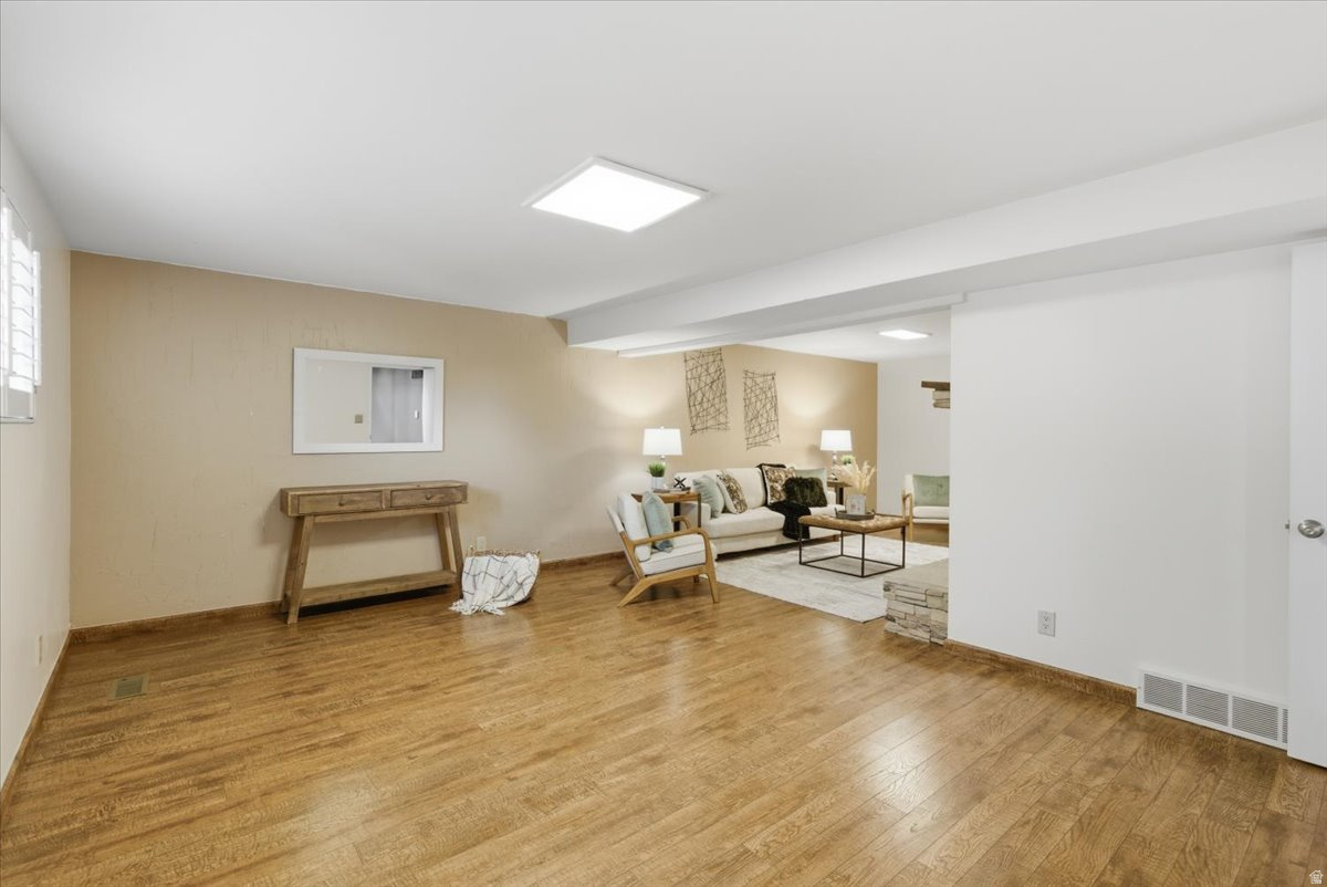 OAKCLIFF PARK - Residential