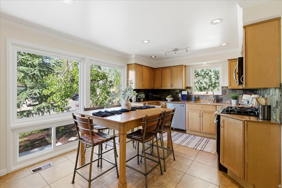 OAKCLIFF PARK - Residential