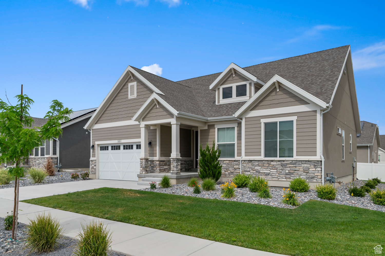 OVERLAND GARDENS D213R - Residential
