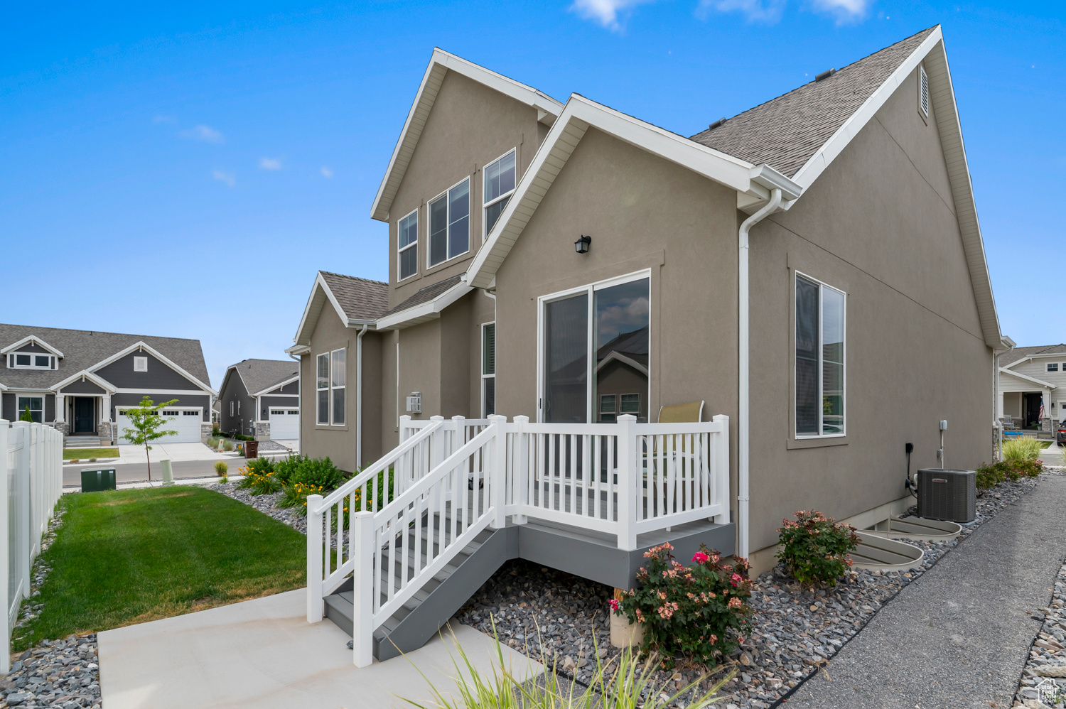 OVERLAND GARDENS D213R - Residential