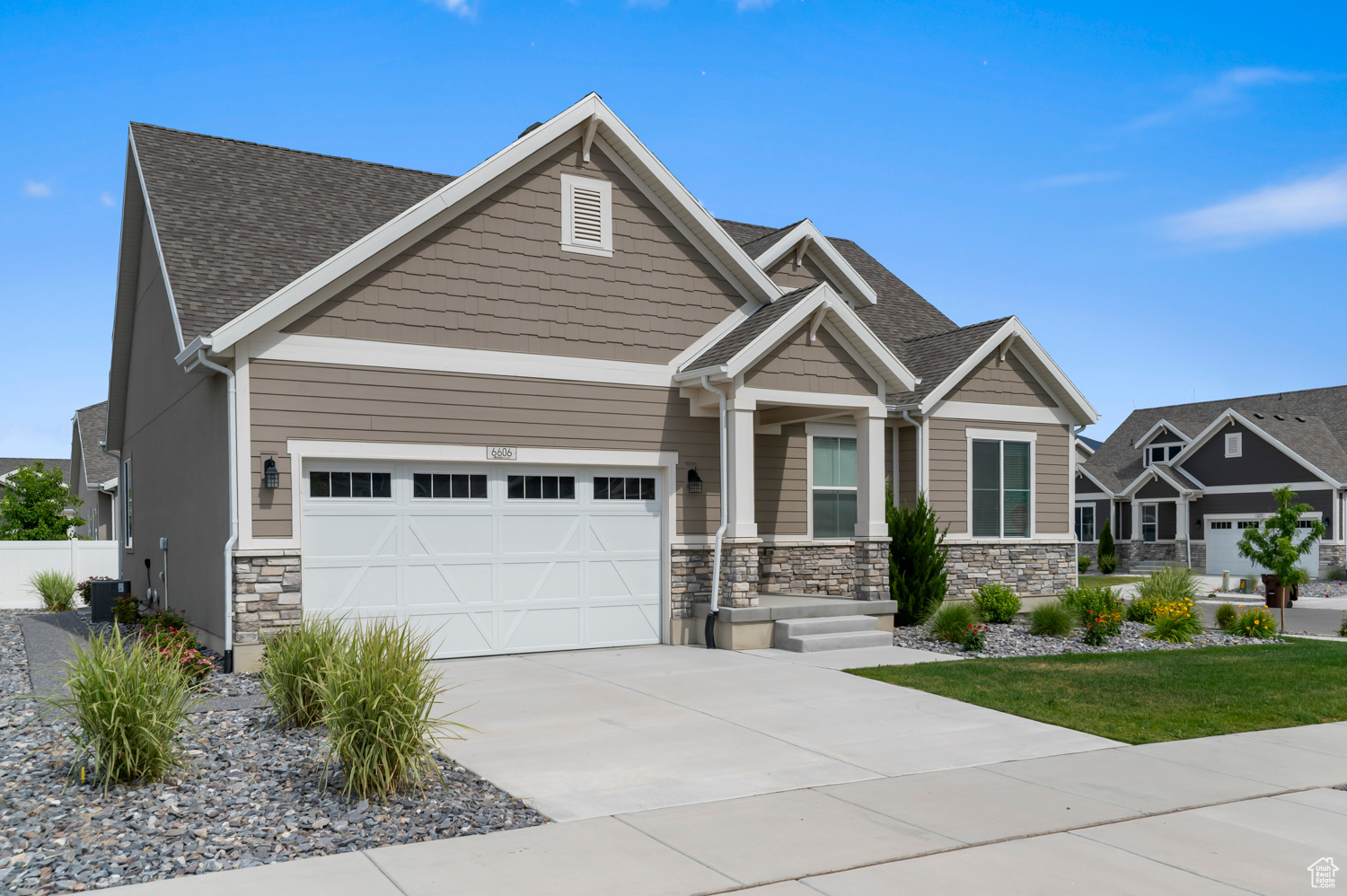 OVERLAND GARDENS D213R - Residential