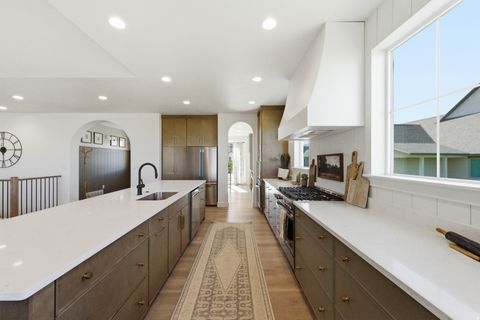 Tiny photo for 101 E SELMAN DR, Salem, UT 84653 (MLS # 2115726)