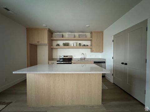 Tiny photo for 101 E SELMAN DR, Salem, UT 84653 (MLS # 2115726)