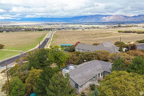 Tiny photo for 195 S OAK DR, Woodland Hills, UT 84653 (MLS # 2118076)