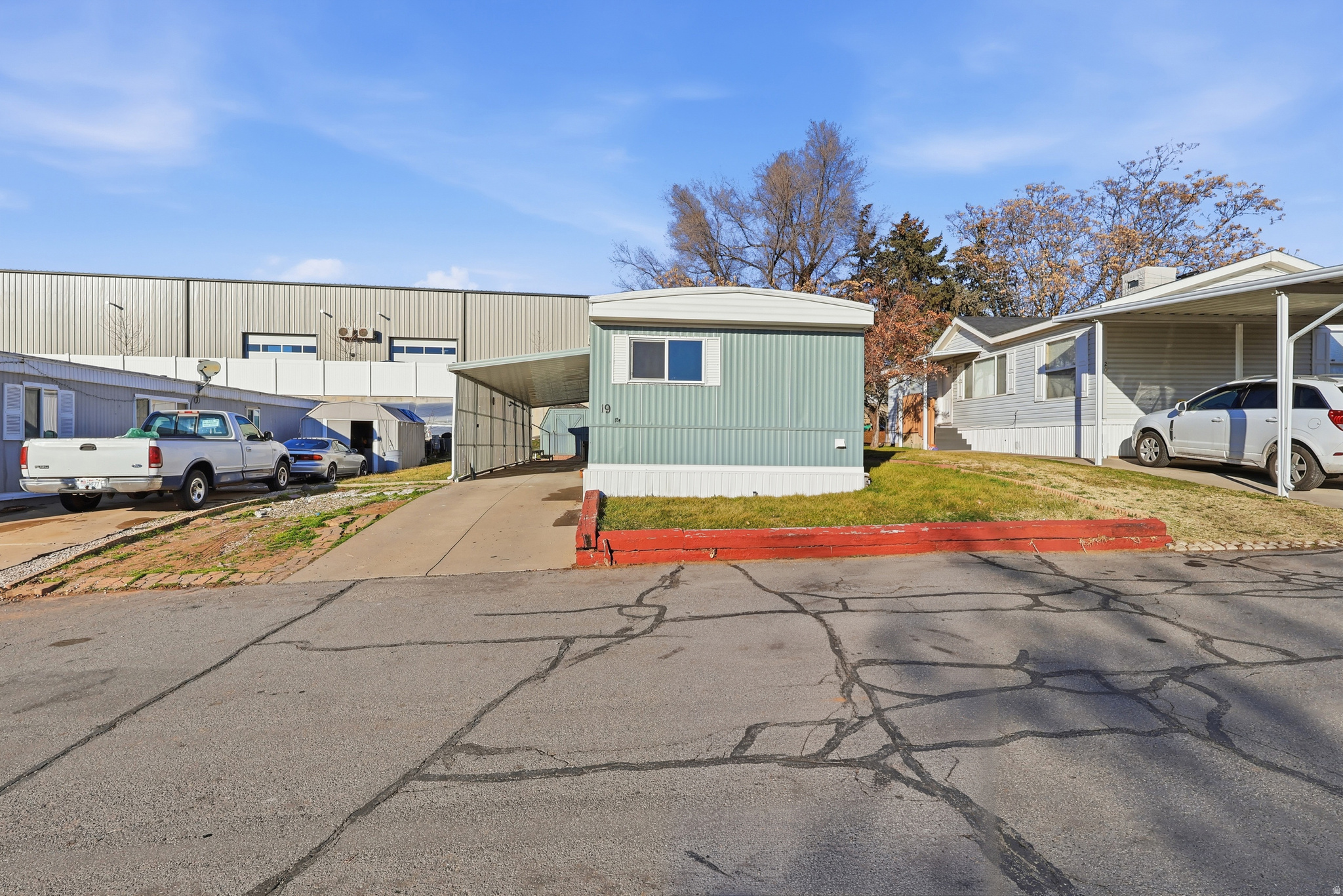 LAKEVIEW ESTATES - Residential