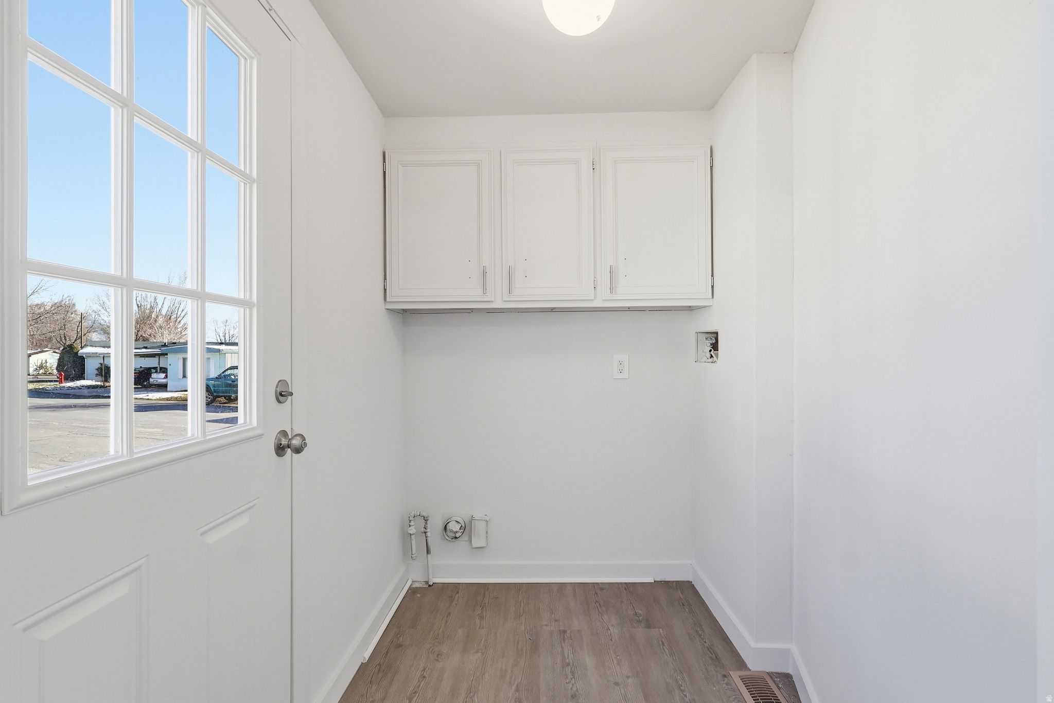 LAKEVIEW ESTATES - Residential