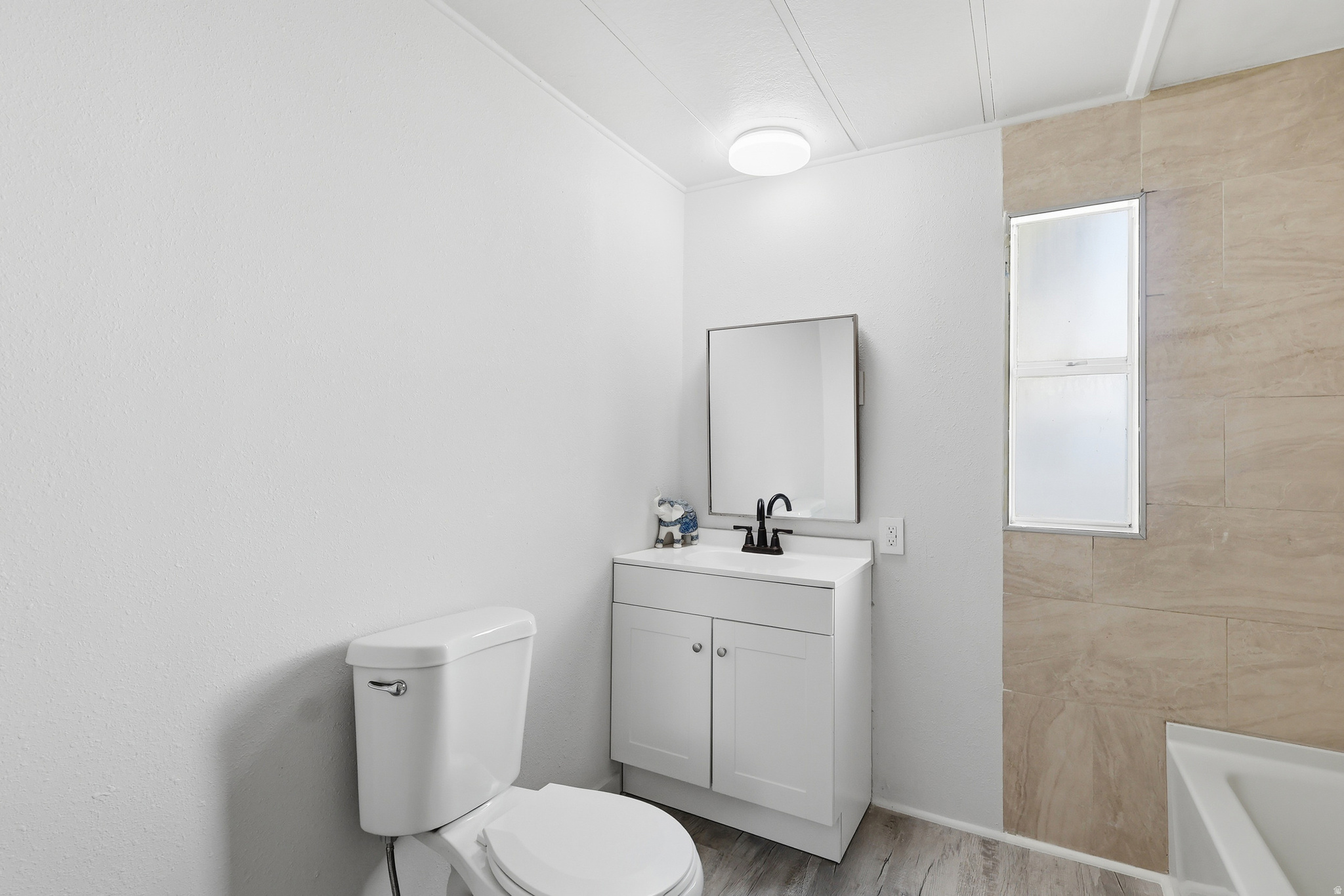 LAKEVIEW ESTATES - Residential