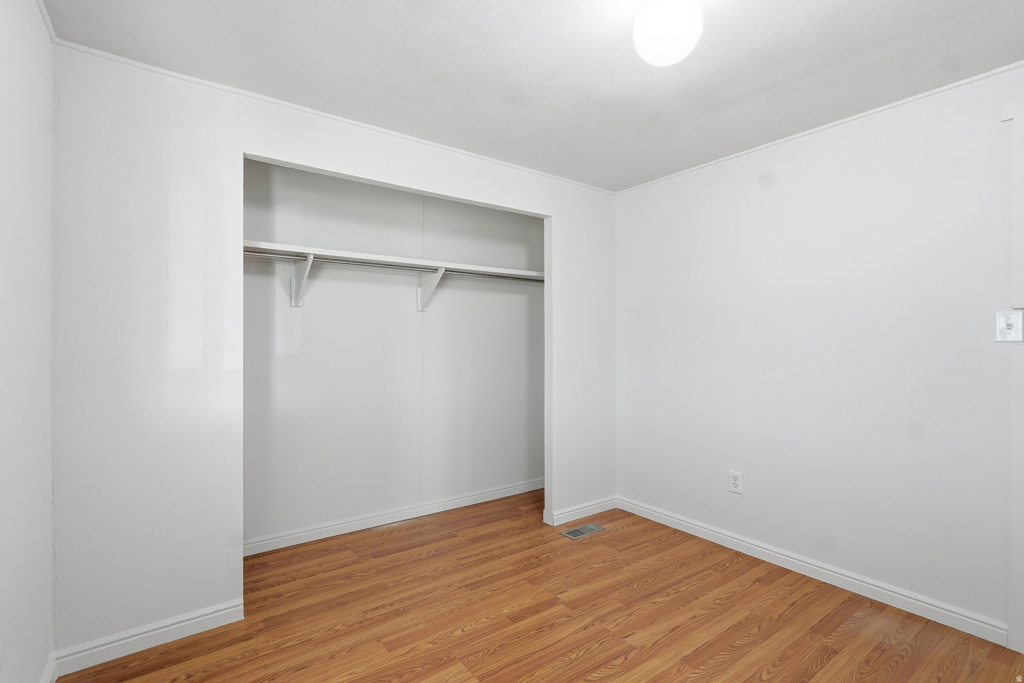 LAKEVIEW ESTATES - Residential