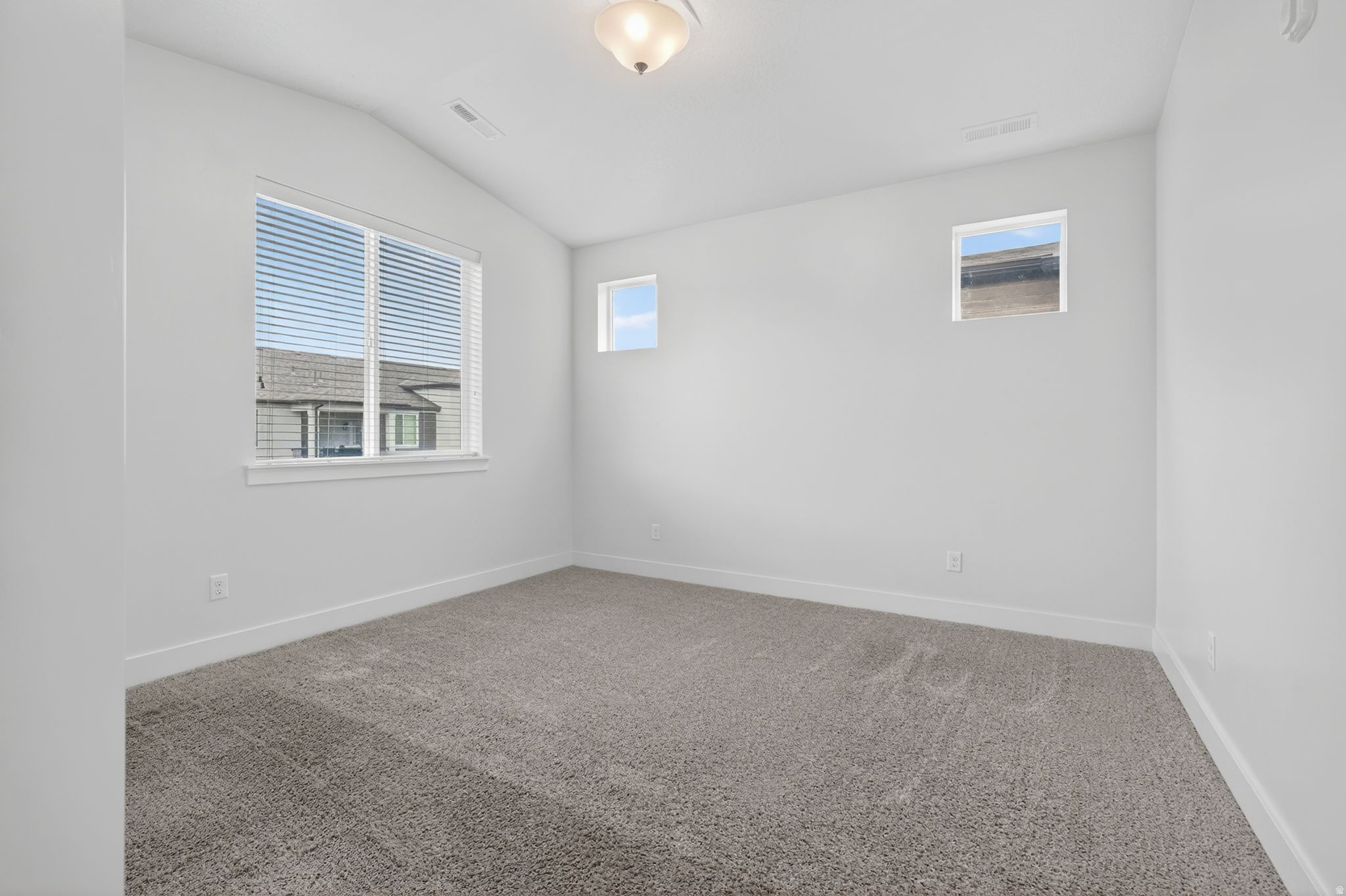 VINEYARD - Residential