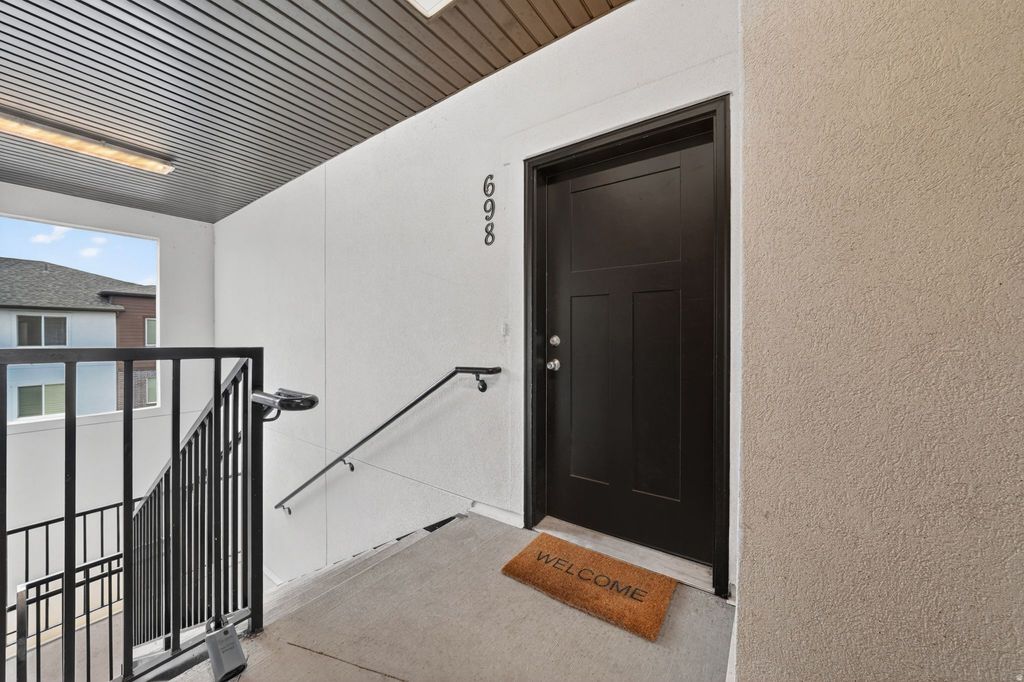 Photo of 698 N 380 W #AA 303, Vineyard, UT 84059 (MLS # 2153405)